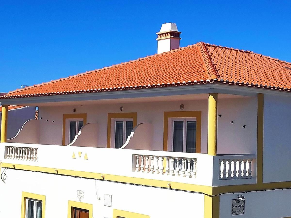 ホテル Casa Mar Azul ヴィラ・ノヴァ・デ・ミルフォンテス エクステリア 写真