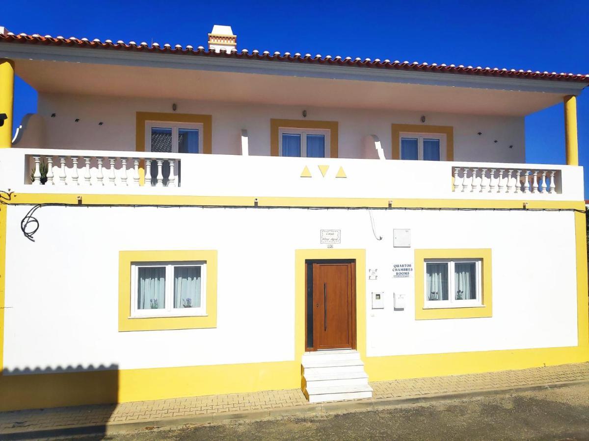 ホテル Casa Mar Azul ヴィラ・ノヴァ・デ・ミルフォンテス エクステリア 写真